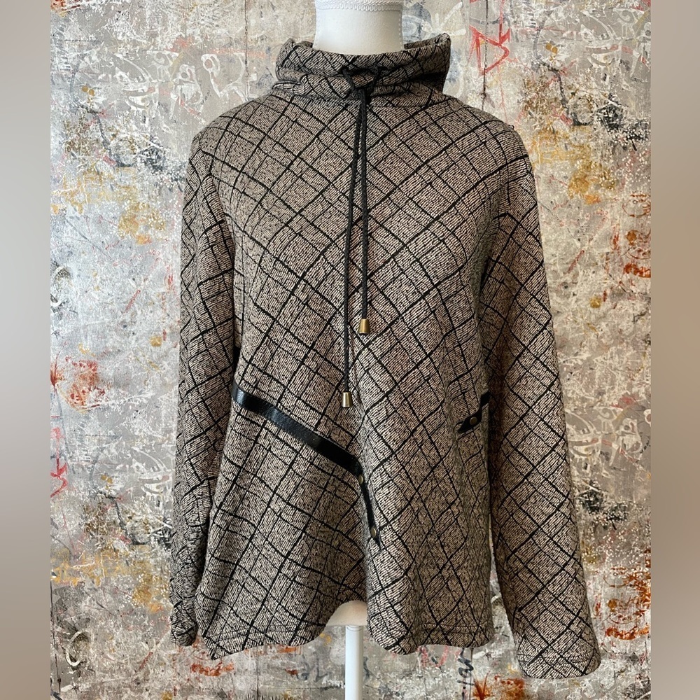 CAFE AU LAIT Vintage Cowl Neck Top with faux leather accents. Size Medium